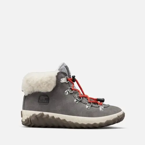 Sorel Youth Out N About Conquest 1871231 052