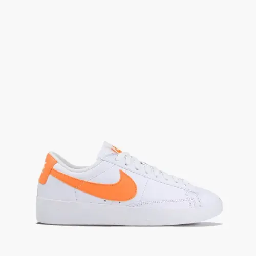 Nike W Blazer Low AV9370 103