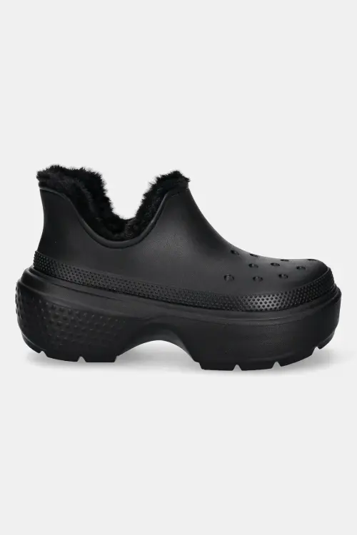 Полусапожки Crocs Stomp Lined Shorty Boot женские цвет чёрный на платформе с утеплением 210673.060