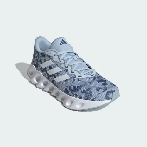 Беговые кроссовки Adidas Switch Run