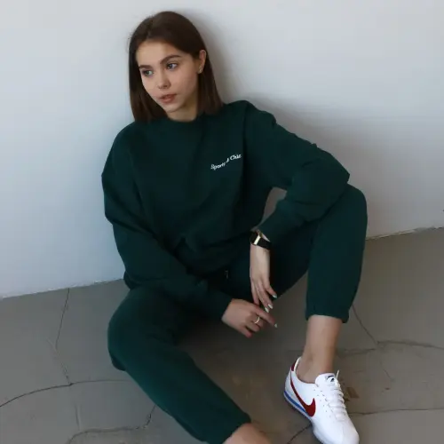 Свитшот Tassha Yu S&C Crew Neck Sweatshirt Emerald 
