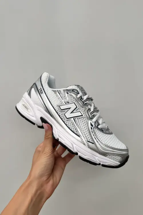 Кроссовки New Balance 740