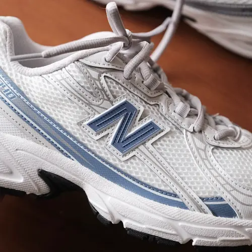 Кроссовки New Balance 740