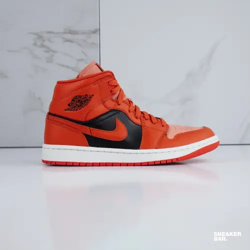 Jordan 1 Mid SE 