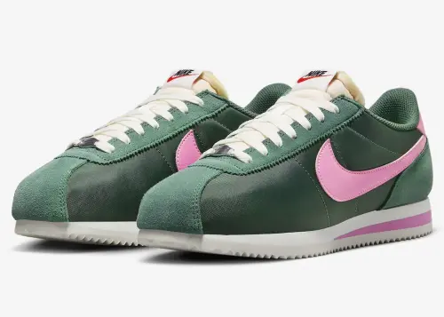 Кроссовки Nike Cortez TXT W  Кроссовки Nike Cortez TXT W