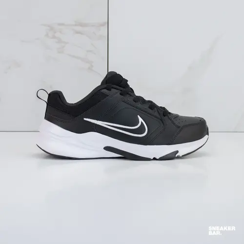 Nike Defyallday 4E 