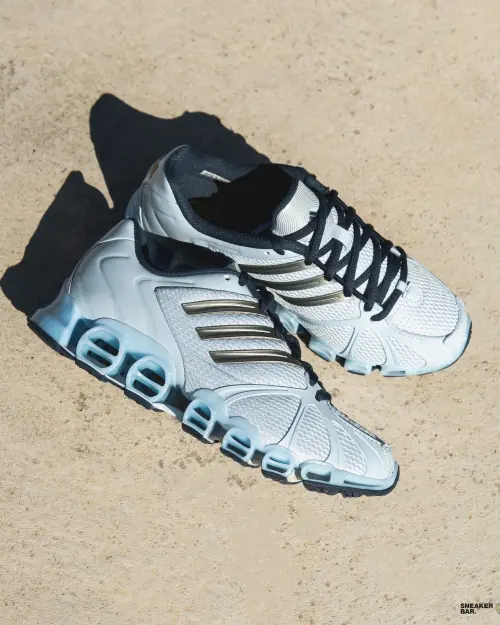 Кроссовки ADIDAS MEGA GHOSTRIDE W