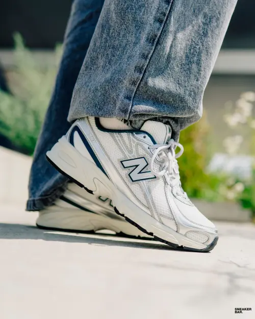 Кроссовки New Balance 740