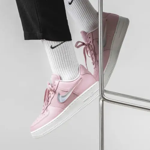 Nike Air Force 1 07 SE PRM 