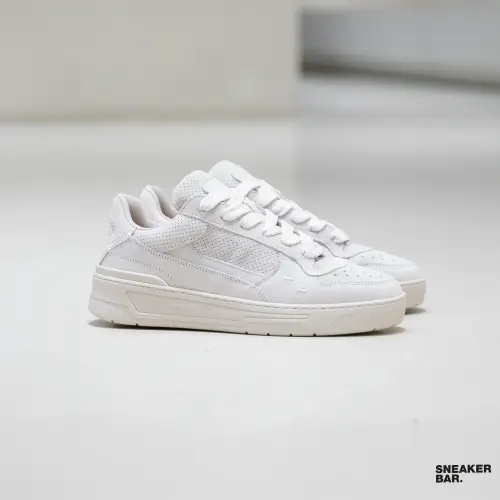 Filling Pieces: 5 моделей со скидкой, на которые стоит обратить внимание