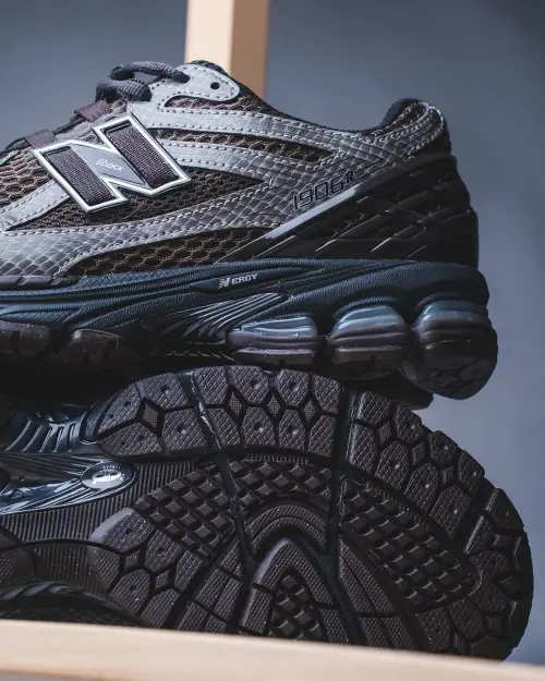 Кроссовки New Balance 1906