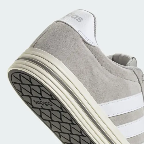 Кроссовки Adidas Daily 4.0