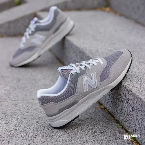 New Balance 997 