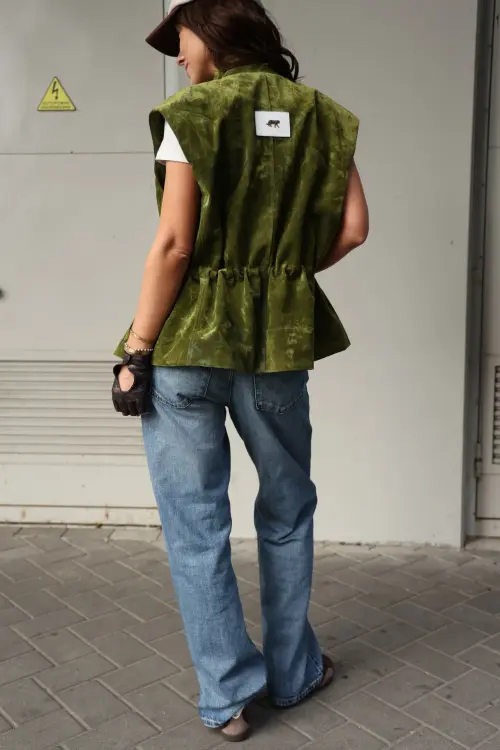 Жилет Tassha Yu Waisted Vest Emerald Moss