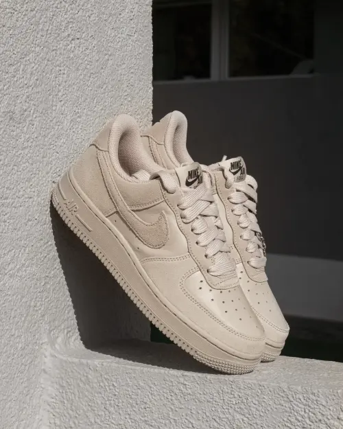 Кроссовки Nike AIR FORCE 1 07