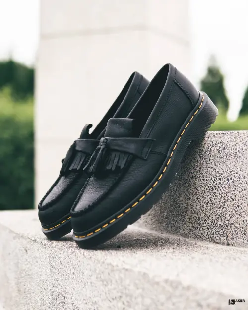 Лоферы Dr. Martens Adrian