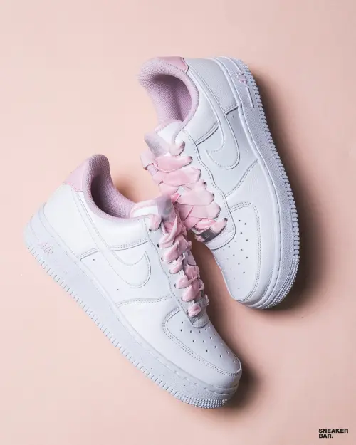 Кроссовки Nike W AIR FORCE 1 07 VINTAGE