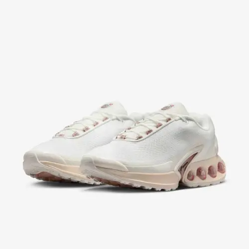 Кроссовки Nike W AIR MAX DN TECH