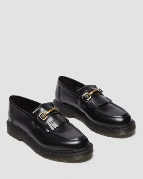 Dr. Martens Adrian Snaffle