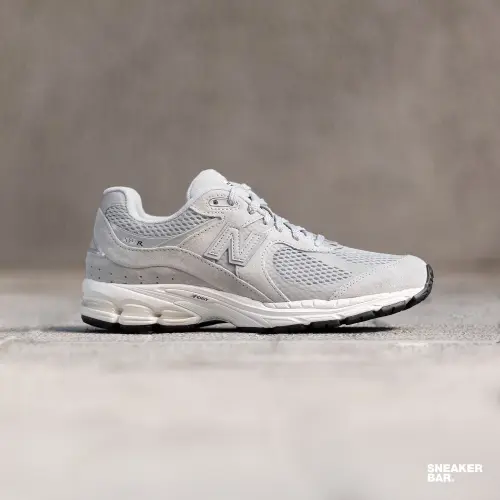 Кроссовки New Balance 2002R 