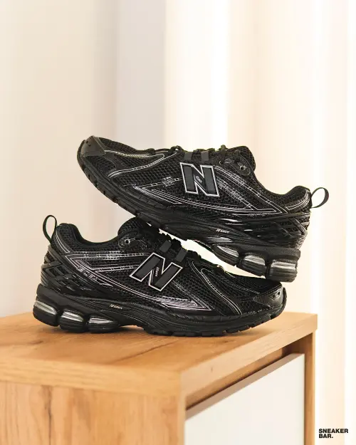 Кроссовки New Balance 1906R