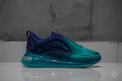 Nike Air Max 720 