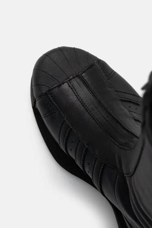 Кожаные полусапожки Y-3 Gendo Boot цвет чёрный на платформе