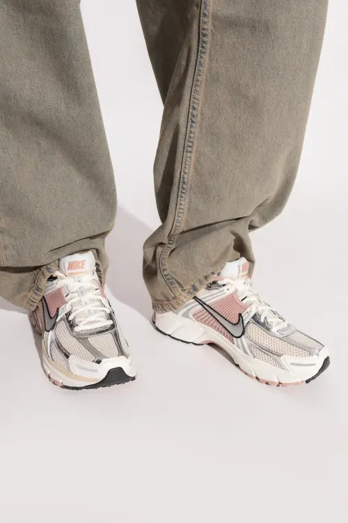 Кроссовки Nike Zoom Vomero 5 (HF1877-102)