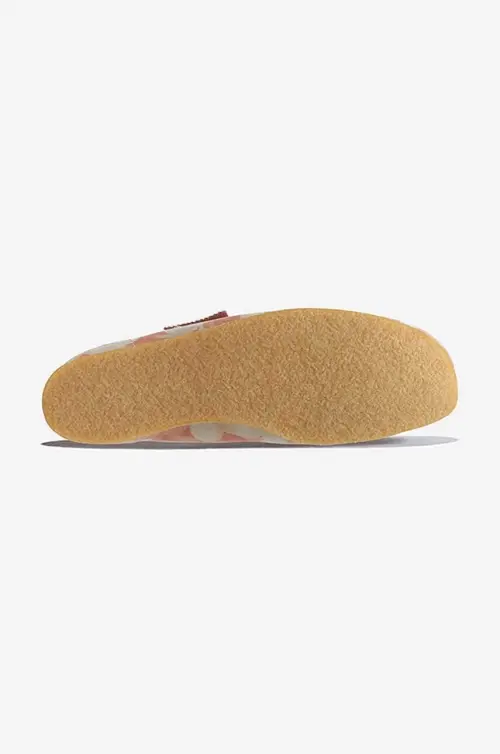 Замшевые ботинки Clarks Wallabee женские цвет розовый на плоском ходу 26166096-PINK