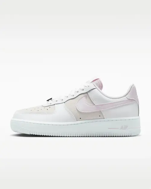 Кроссовки Nike AIR FORCE 1 07 SE HRDWR