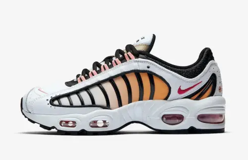 Nike WMNS AIR MAX TAILWIND IV CJ7976-100