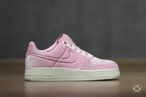 Nike Air Force 1 07 PRM 3 