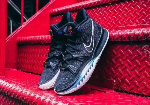 Nike Kyrie 7 