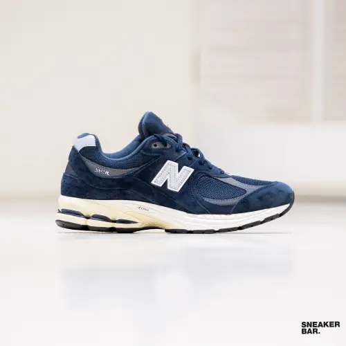 Кроссовки New Balance 2002R 