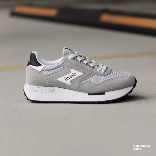 Etonic KM528 Maestro 