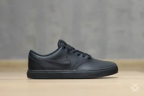 Nike SB Check Solar 