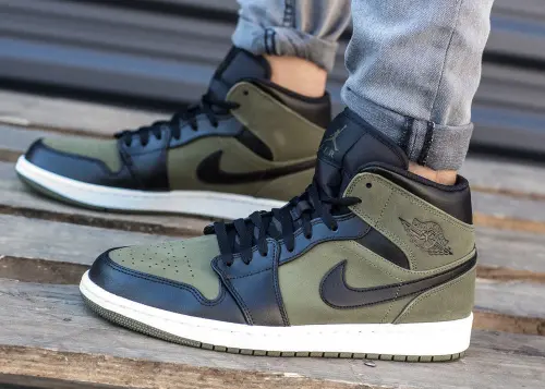 Nike Air Jordan 1 Mid 