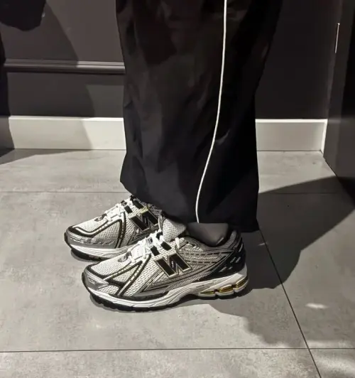 Кроссовки New Balance 1906R (M1906RA)