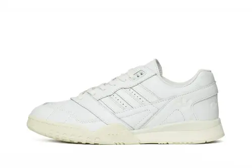 Adidas A.R. Trainer 