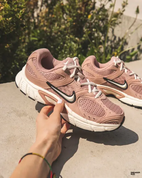 Кроссовки Nike W V5 RNR