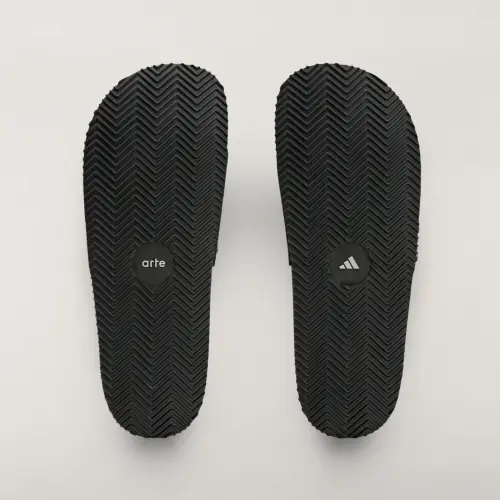 Шлепанцы Adidas adidas x Arte Antwerp Adilette