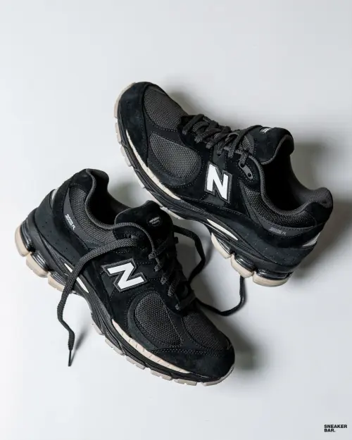 Кроссовки New Balance 2000'S