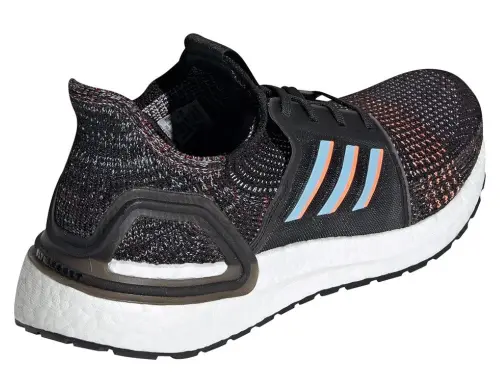 ADIDAS ULTRABOOST 19 M Черные