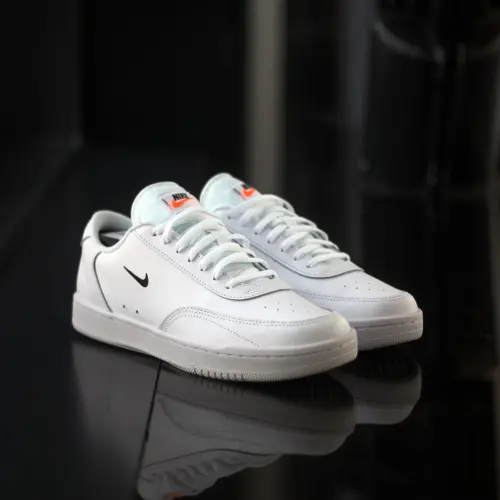 Кроссовки Nike Court Vintage 