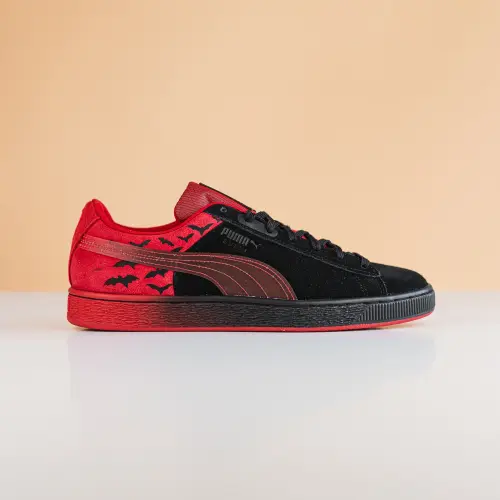 Puma x Batman Suede Classic 