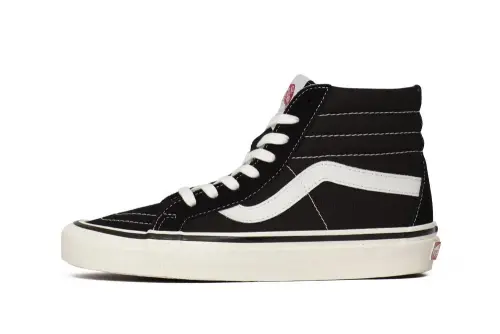 Vans UA SK8-Hi 38 DX 