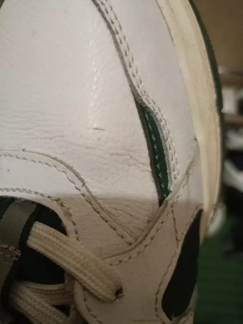 Элегантные кроссовки Fila Hallasan Saga V2 для стильных приключений