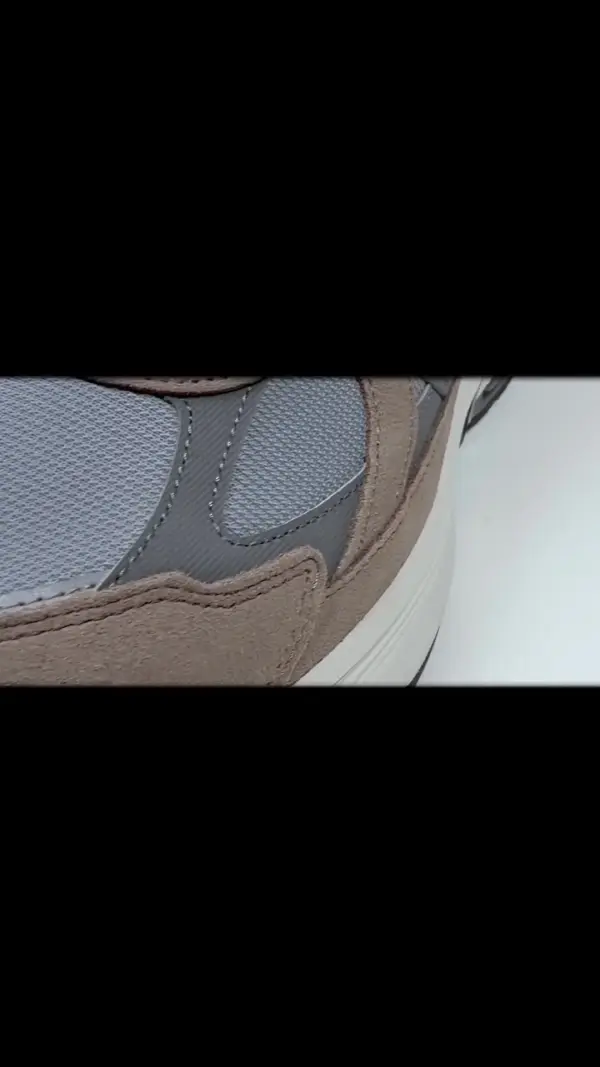 Кроссовки New Balance 2010