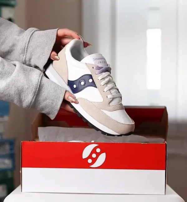 Кроссовки Saucony Jazz Original (S1044-677) обзор модели в руках