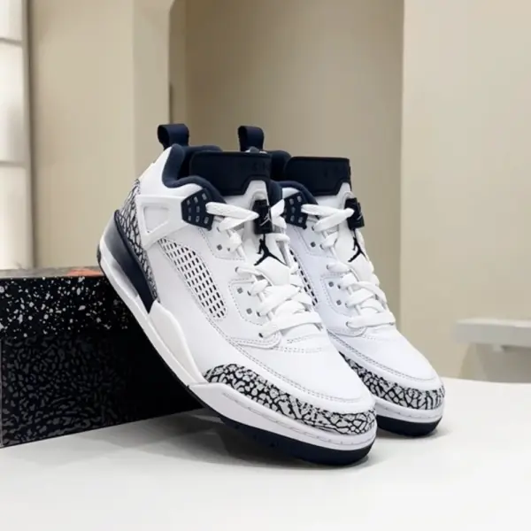 Кроссовки Jordan Spizike Low (FQ1759-104) обзор модели на ногах